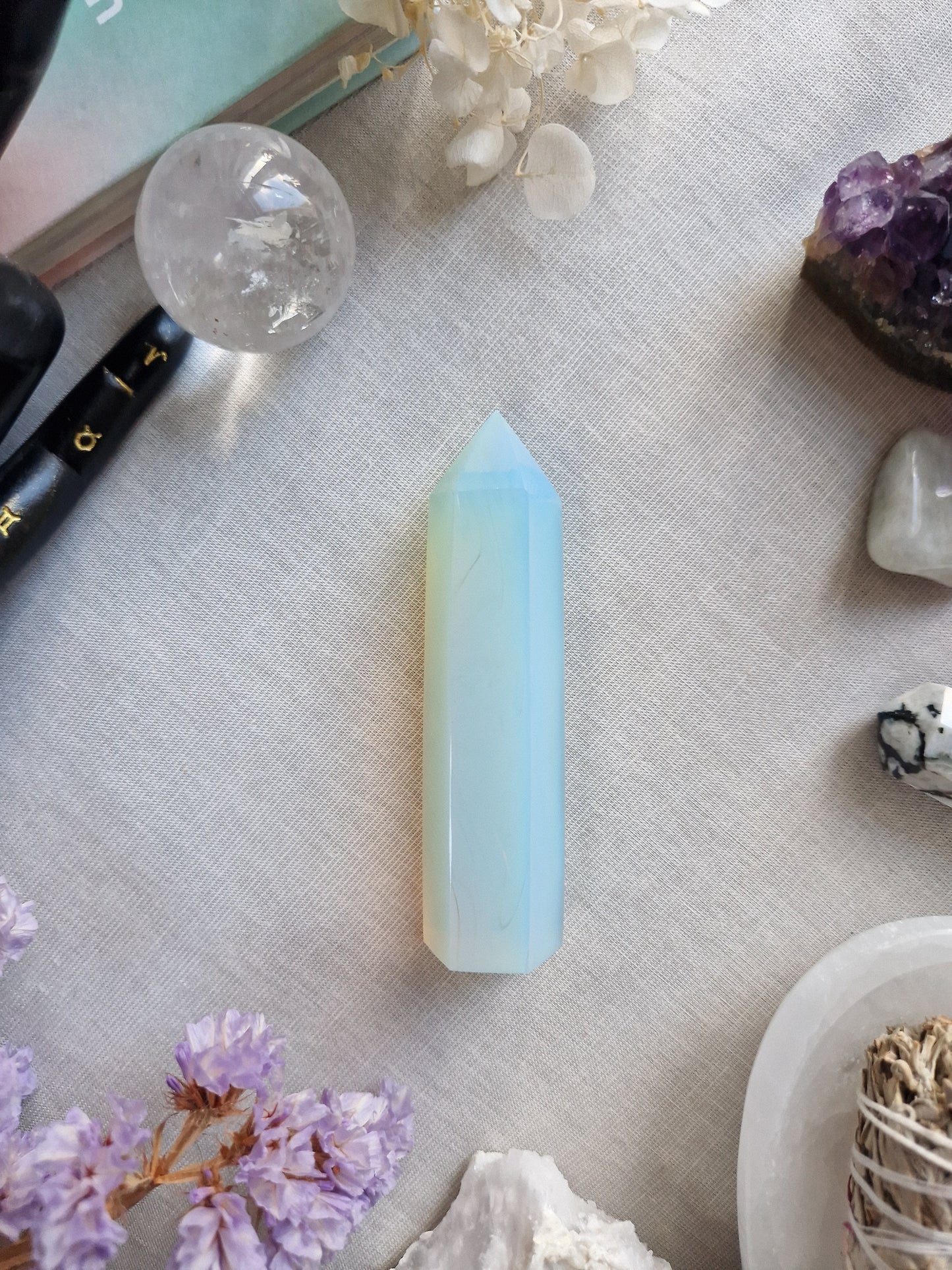 Opal Glas Turm